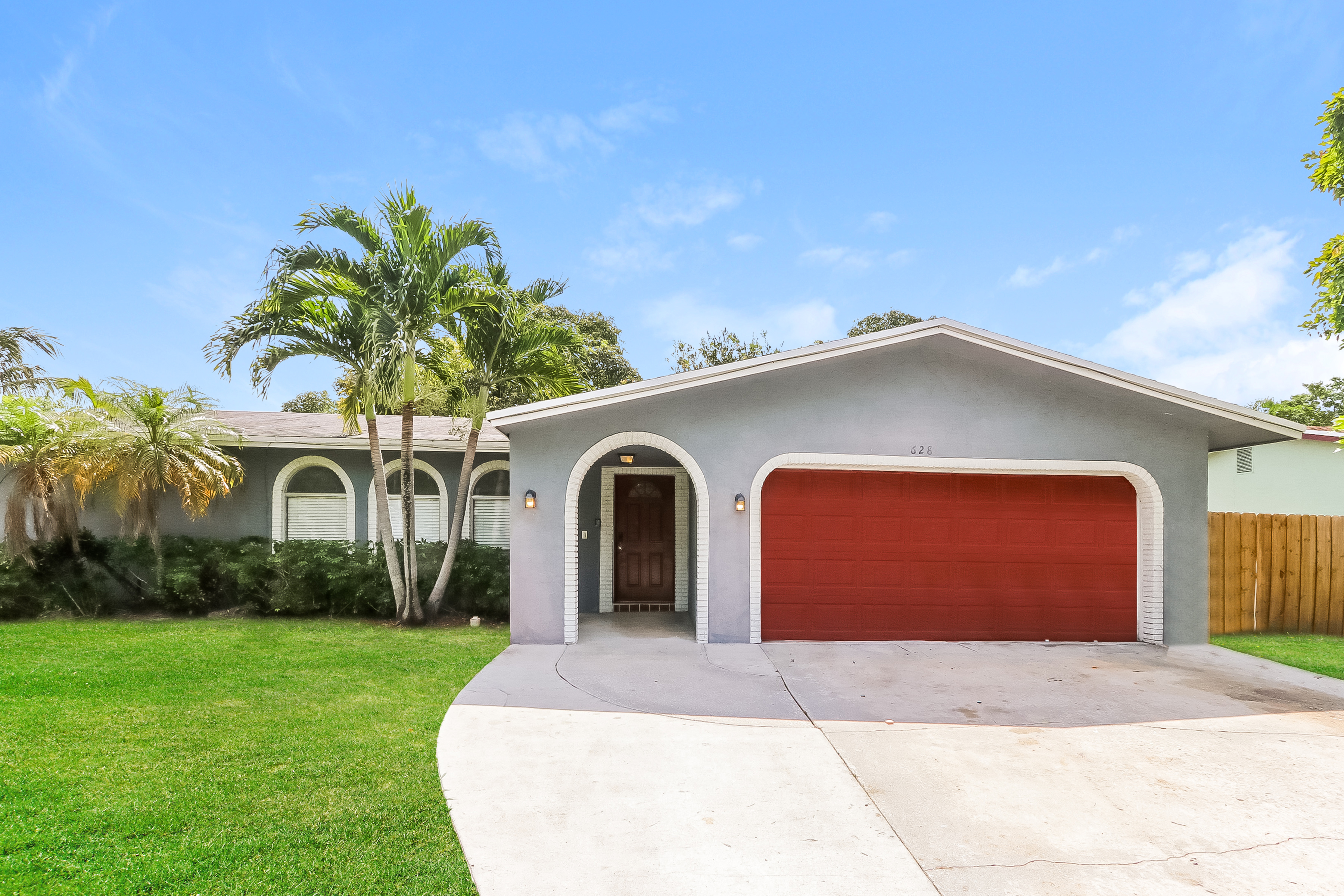 628 SW 18th Ave Boca Raton, FL 33486